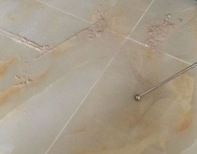馆陶瓷砖空鼓维修公司分享粘合剂选择不当在瓷砖铺贴过程中可能导致以下问题